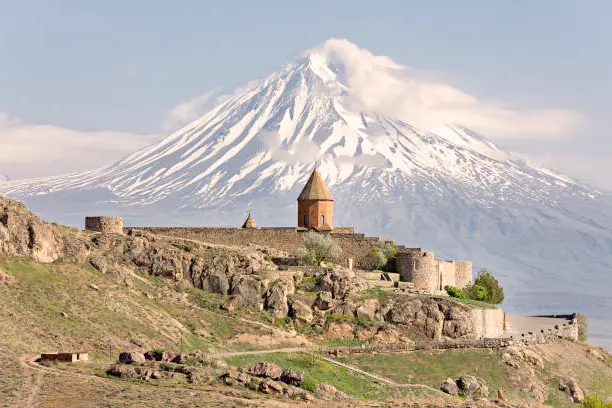 Բնական գնահատումը կաթնաղբյուրում: Նկարագրություն